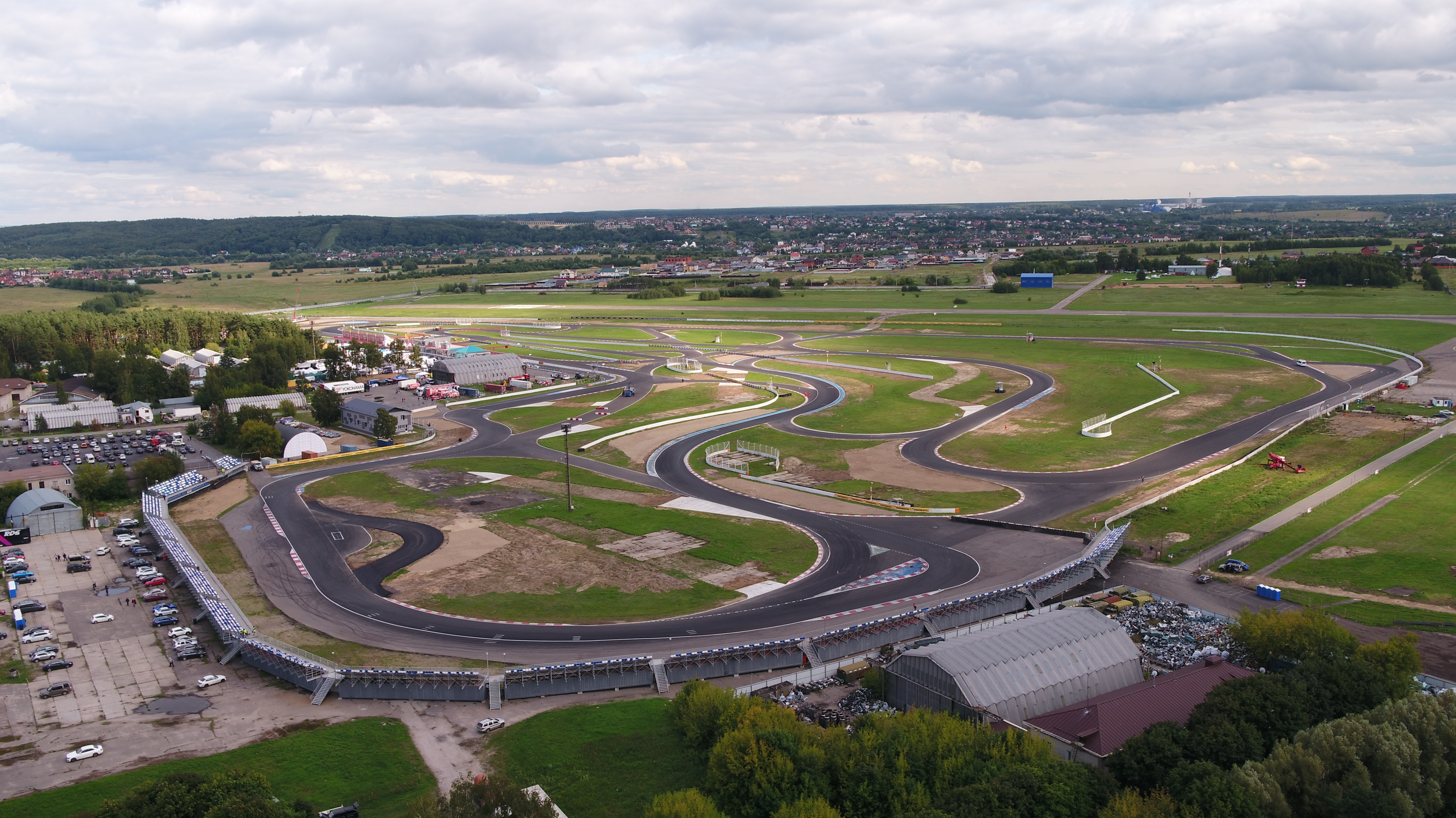 Гоночная трасса. ADM Raceway Мячково. Гоночная трасса в Мячково. ADM Raceway трасса. ADM Raceway трасса картинга.